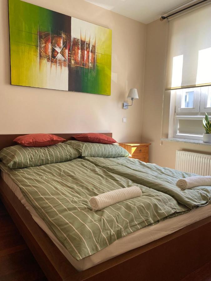 Orientalny Daire Varşova Dış mekan fotoğraf